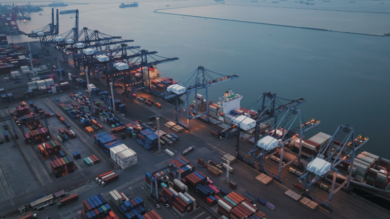 Sequence 04.00_02_11_08.Still017